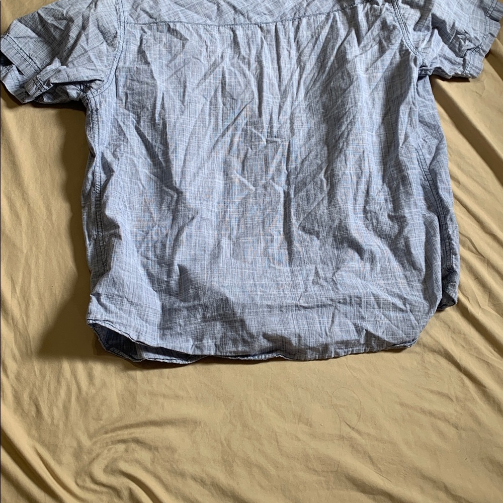 Levi's Button Down Shirt - Picture 8 of 8